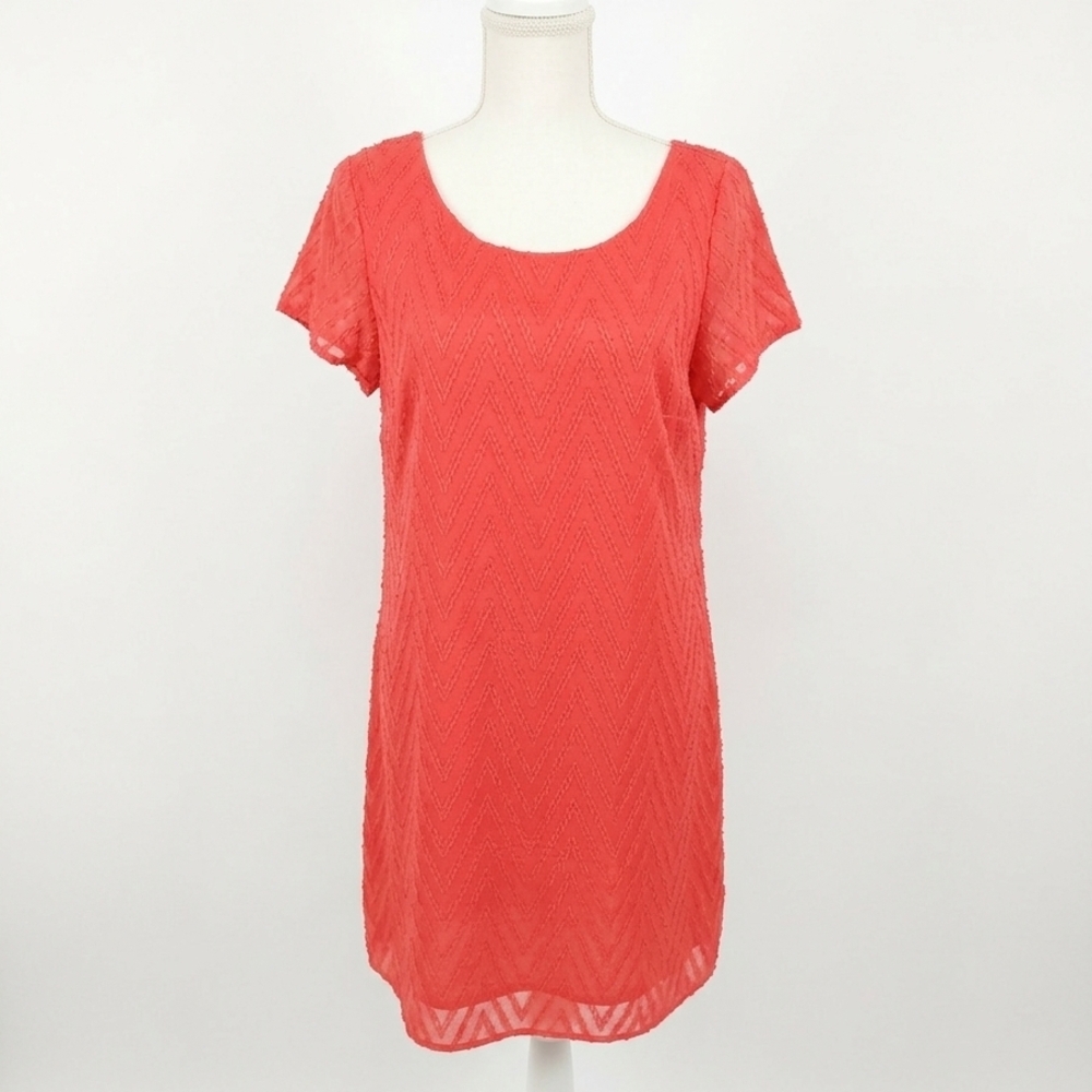 SugarLips Coral Pink Chevron Textured Dress Size S Euc Boutique